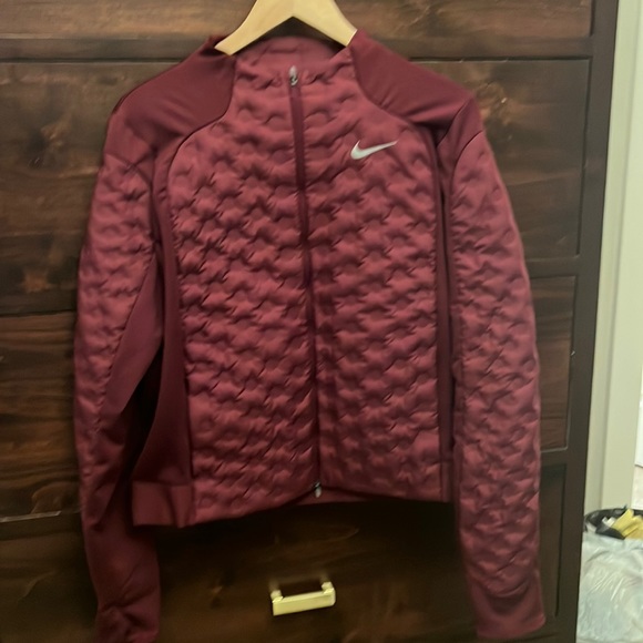 nike aeroloft men's running jacket